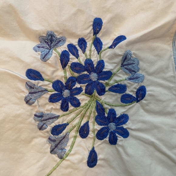 Crate & Barrel Embroidered Pillow Shams (set of 2) - Picture 6 of 9